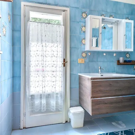 La Natura كابوليفيري