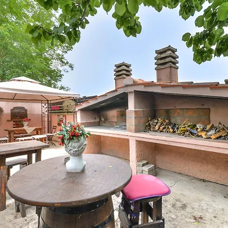 La Natura بيت للعطل كابوليفيري